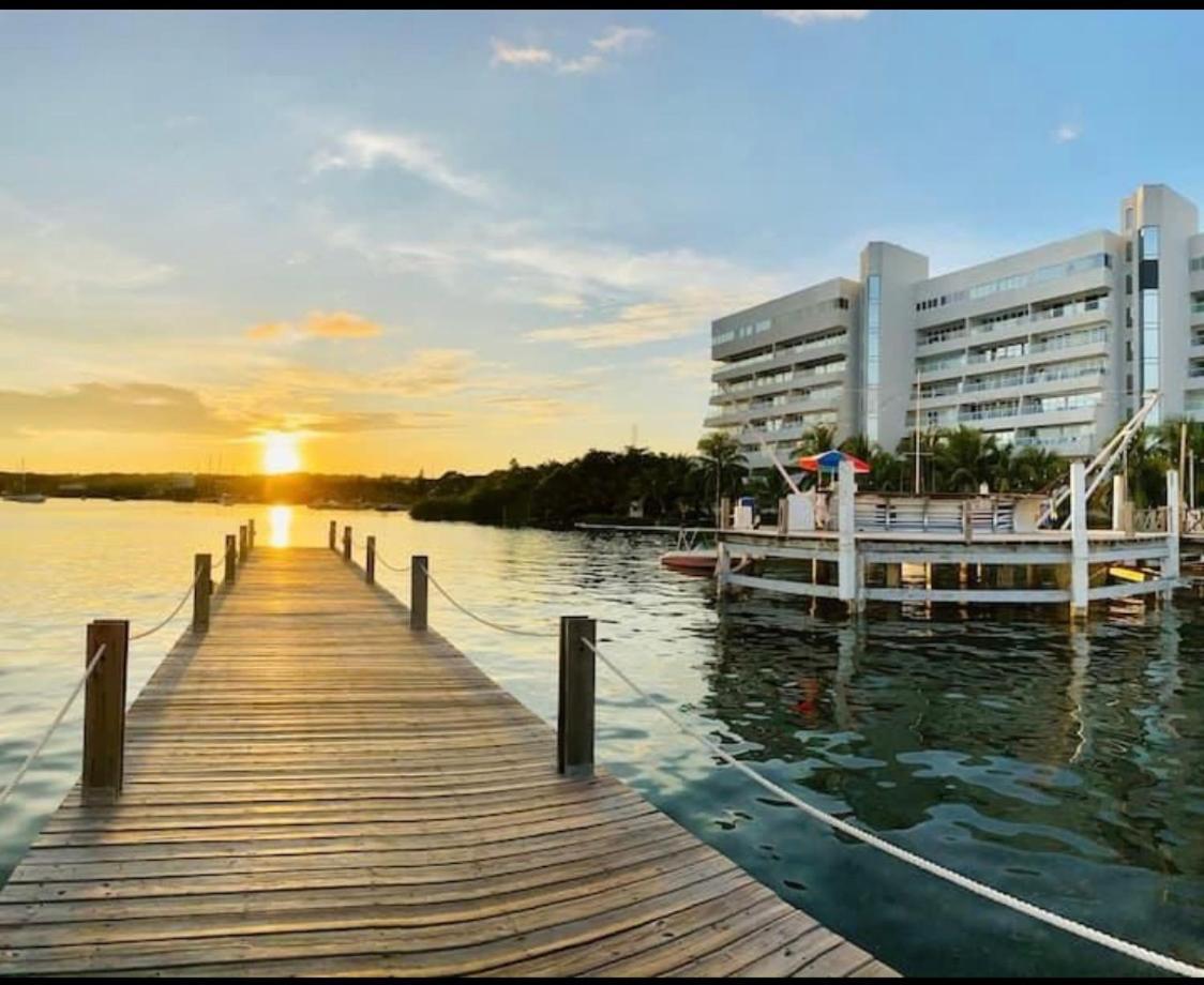 Apartamentos Con Playa Privada Y Vista Al Mar San Andres  Exterior photo